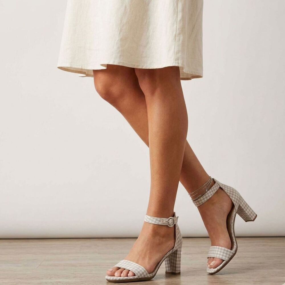 LifeStride Sandals 10 Block Heel Gingham Plaid Southern Chic Picnic Cream Averly